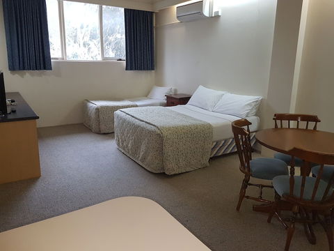 Hotel Cavalier - Tourism Canberra 6