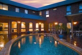 Hotel Cavalier - Tourism Canberra 0