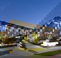 The Glen Hotel  Suites - Tourism Canberra