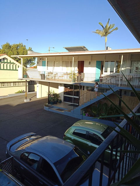 Annerley Motor Inn - Tourism Canberra 0
