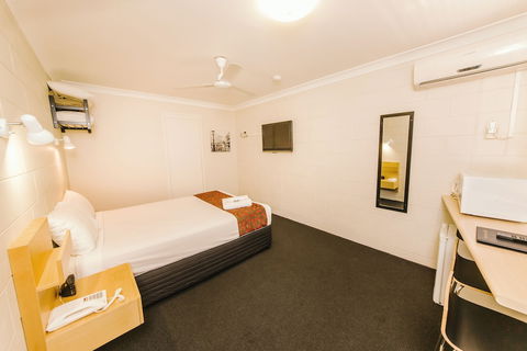 Citywalk Motor Inn - Tourism Canberra 4
