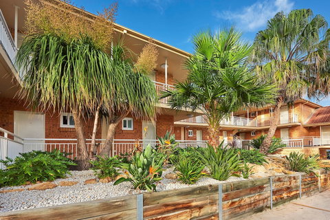 Best Western Casula Motor Inn - Tourism Canberra 1