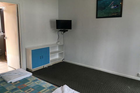 Mountway Holiday Apartments - Tourism Canberra 7