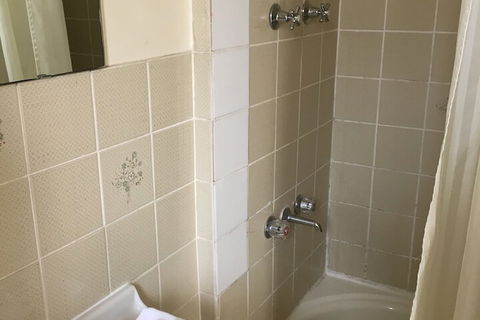 Mountway Holiday Apartments - Tourism Canberra 5