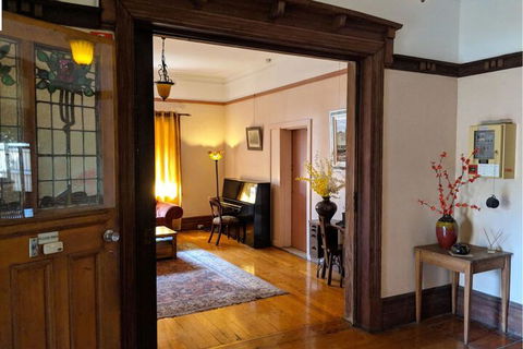Burwood Bed And Breakfast - Tourism Canberra 2