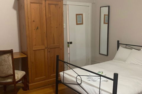 Burwood Bed And Breakfast - Tourism Canberra 6