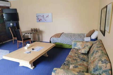 Cottages For Two - Tourism Canberra 3