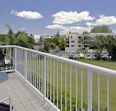 Main Beach Apartments - Tourism Canberra