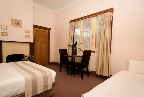 Belgravia Mountain Guest House - Tourism Canberra 4