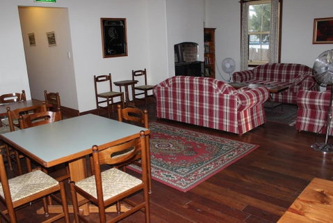 Belgravia Mountain Guest House - Tourism Canberra 2