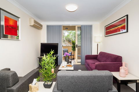 Eastwood Furnished Apartments - Tourism Canberra 4