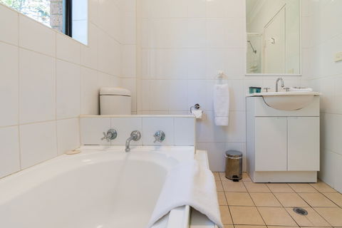 Eastwood Furnished Apartments - Tourism Canberra 2