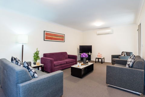 Eastwood Furnished Apartments - Tourism Canberra 3