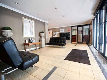 Duke's Apartments - Tourism Canberra 0