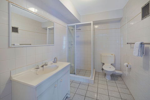 Condor Ocean View Apartments - Tourism Canberra 3