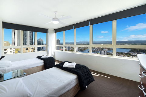 Condor Ocean View Apartments - Tourism Canberra 4