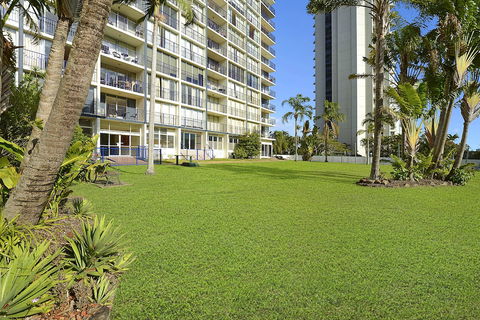 Condor Ocean View Apartments - Tourism Canberra 0