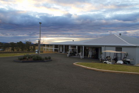 H Boutique Hotel - Tourism Canberra 3