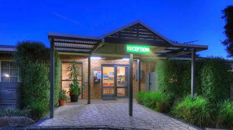 Airport Tourist Village Melbourne - Tourism Canberra 3