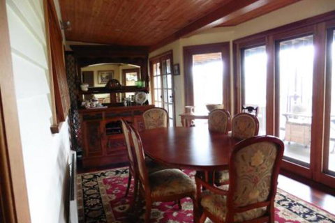 The Old School Bed & Breakfast - Tourism Canberra 3