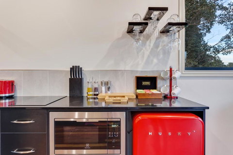 Serenity At Ravensbourne Escape - Tourism Canberra 4