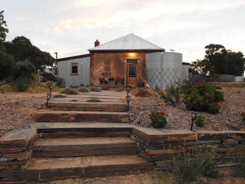 Cooks Cottage - Tourism Canberra 1