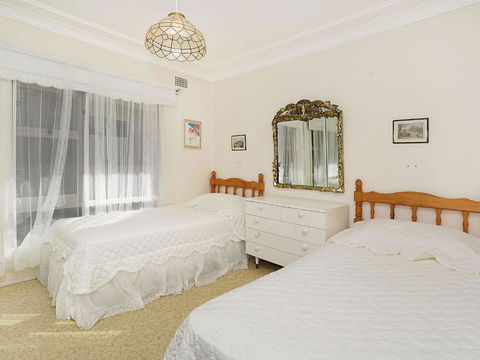 Toowoon Bay Beachside Unit Unit 4 - Tourism Canberra 1