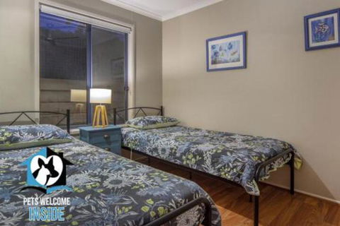 Almost New + Sea & Lake Views - Tourism Canberra 6