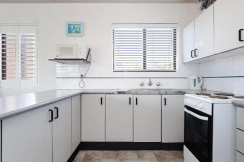 Intrepid Unit 13 / 3 Intrepid Close - Tourism Canberra 7