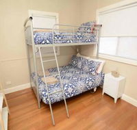 Just Renovated 2BR Cottage in Heart of Wentworth - Tourism Canberra