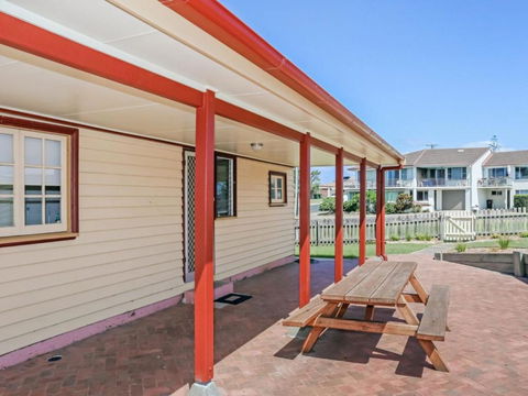 Yamba Pilot Cottage 1 Pets Welcome Close To Beach - Tourism Canberra 6