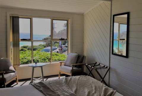 BURGESS COTTAGE King Bed For Couples - Tourism Canberra 2
