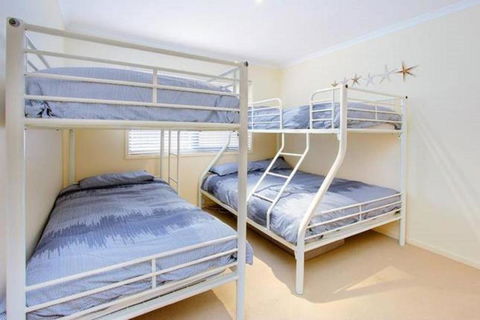 Kava Villa Cowes - Tourism Canberra 3