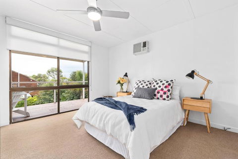 Maslin Beach Getaway - Tourism Canberra 2