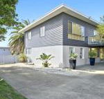 Middle Sea perfect for two families - Tourism Canberra