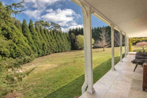 Redhaven House Spacious Quiet & Private - Tourism Canberra 6