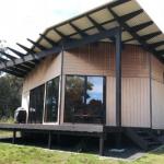 BAY Of FIRES ECO HUT Off Grid Experience At Binalong Bay - Tourism Canberra 0