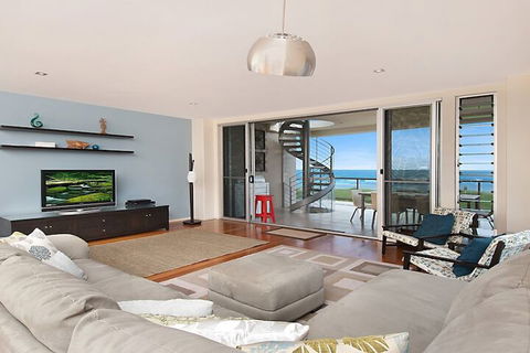 Costa Del Sol - Tourism Canberra 5