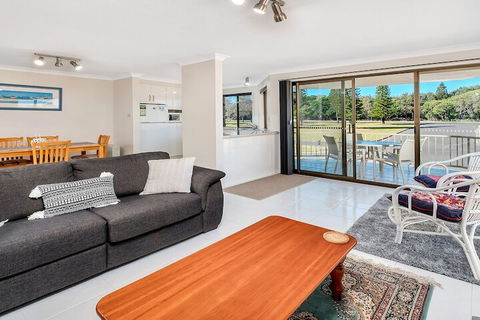 Beach Point East Ballina - Tourism Canberra 3