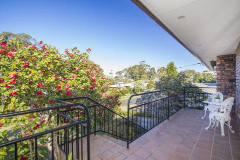 Relaxed Homely Retreat 57 Carroll Ave - Tourism Canberra 5