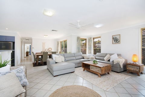 Kailani Beach House - Tourism Canberra 1