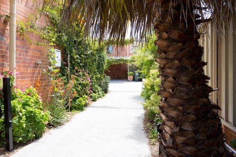 Monument Hill Townhouse Fremantle - Tourism Canberra 1
