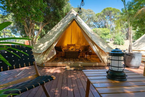 Castlemaine Gardens Luxury Glamping - Tourism Canberra 4
