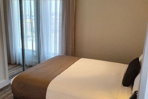 Porters Plainland Hotel - Tourism Canberra 5