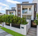 Relax in a Spacious  Modern Townhouse in Asquith - Tourism Canberra