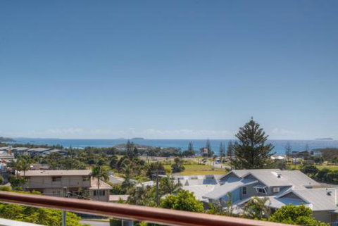 Coffs Jetty Beach House - Tourism Canberra 1