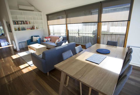 GALWAY COTTAGE - Tourism Canberra 6