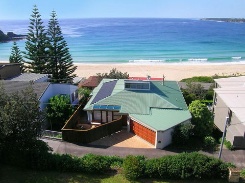 BEDARRA MOLLYMOOK BEACH - Tourism Canberra 5