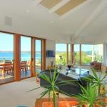 BEDARRA MOLLYMOOK BEACH - Tourism Canberra 0