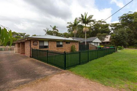 Pet Friendly Jade Gardens - Tourism Canberra 0